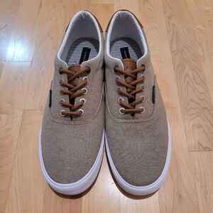 Tommy Hilfiger lace-up canvas sneaker size 11